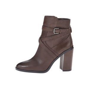 Vince Camuto Gravell Leather Boots Size 8